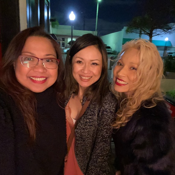 Welcome to my Closet! - Picture 5 of 8